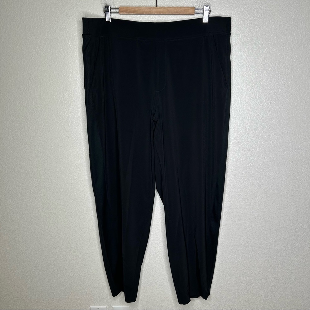 Athleta Brooklyn Mid Rise Ankle Pant black 18